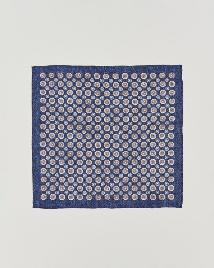 Heren | Business & Beyond - Formal | Amanda Christensen | Linen Printed Medallion Pocket Square Navy