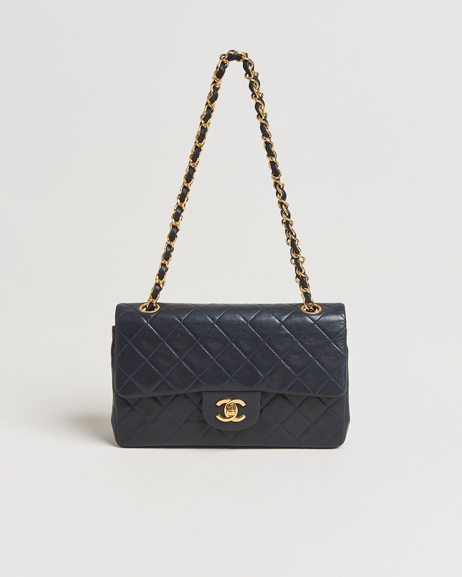 Heren | Gifts for Her | Chanel Pre-Owned | Classic Small Double Flap Bag Lambskin Navy