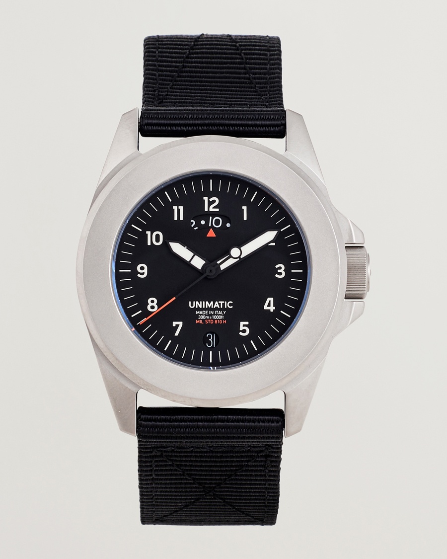 UNIMATIC UT4 GMT Toolwatch Black – Zwart