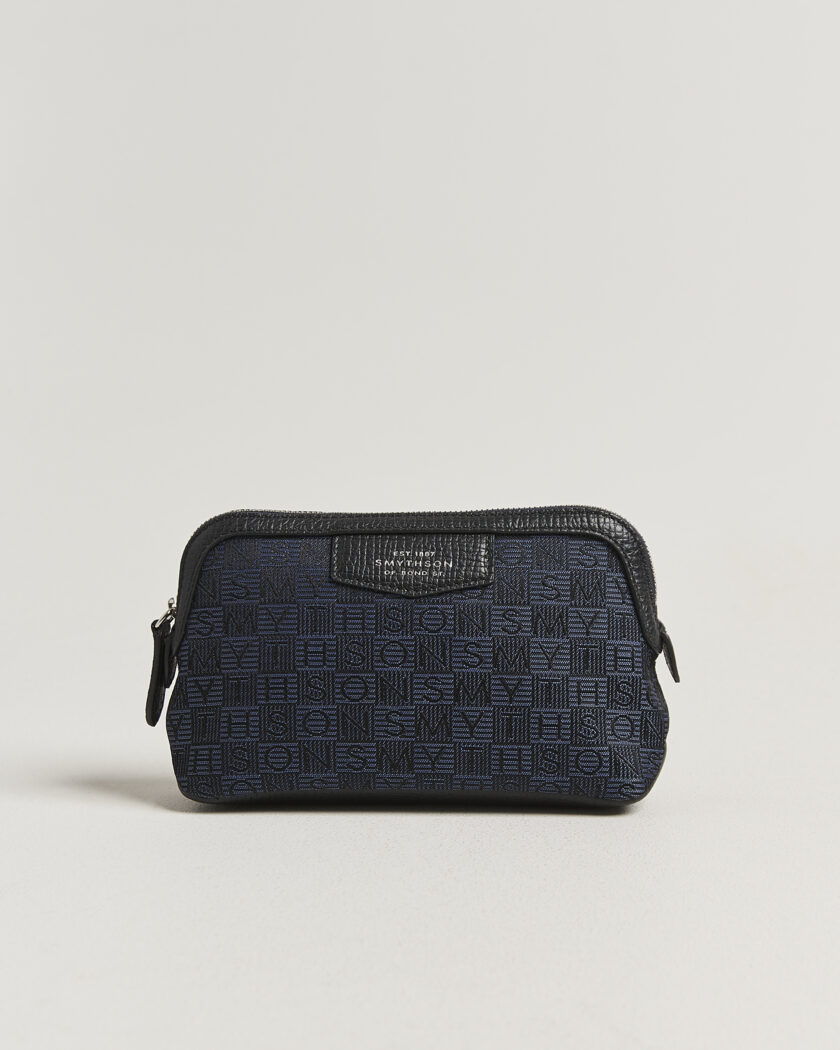 Smythson Canvas Stamp Small Travel Pouch Navy – Blauw