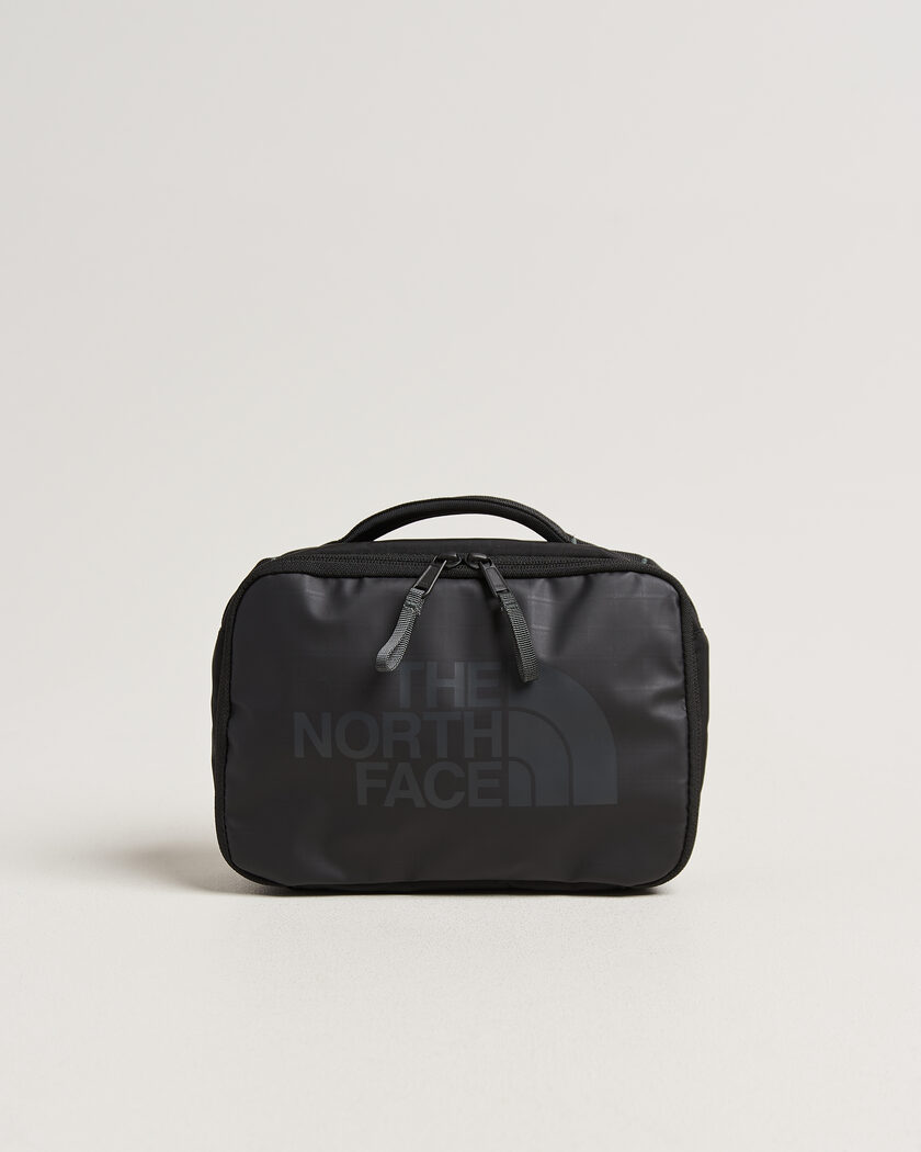 The North Face Base Camp Voyager Toiletry Kit Black – Zwart