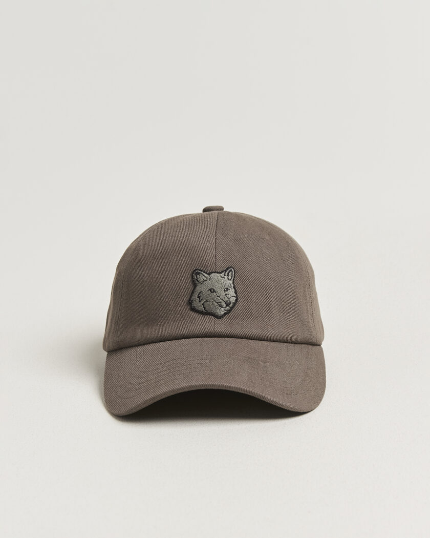 Maison Kitsuné Tonal Fox Head Cap Beluga – Bruin