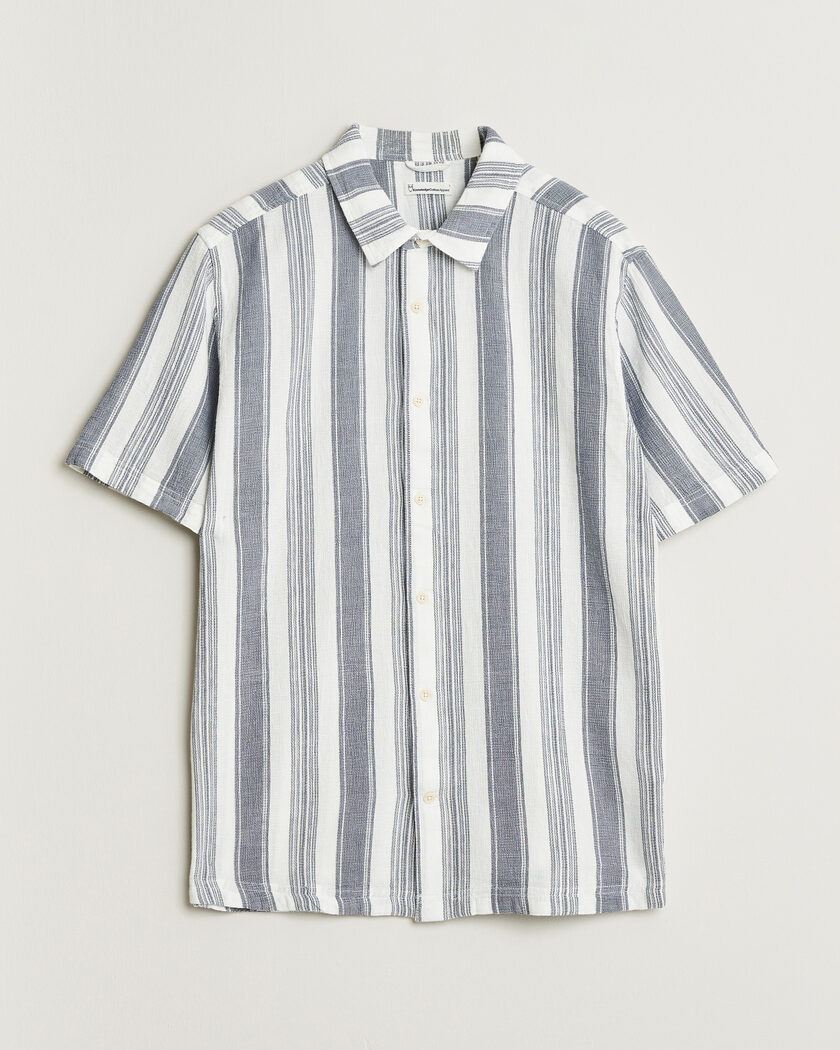 KnowledgeCotton Apparel Box Short Sleeve Stripe Shirt Blue Stripe – Blauw