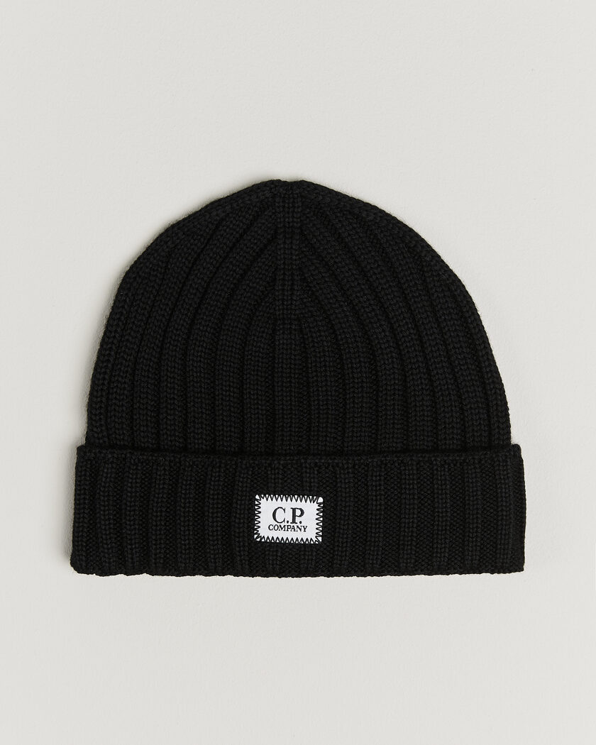 C.P. Company Extra Fine Merino Rib Knitted Hat Black – Zwart