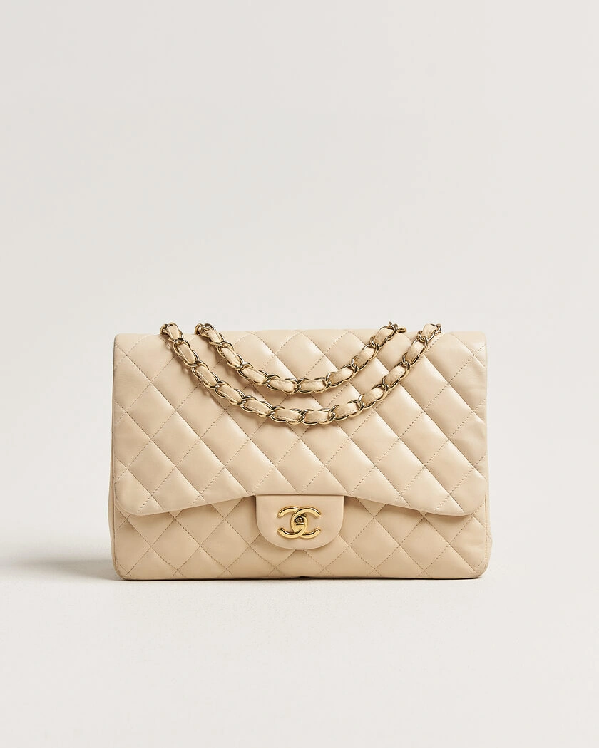 Chanel Pre-Owned Classic Jumbo Single Flap Bag Lambskin Beige – Beige