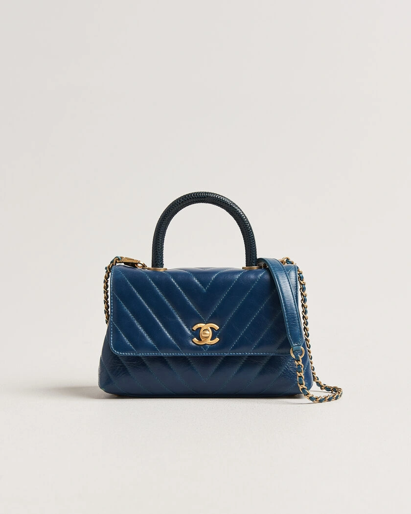 Chanel Pre-Owned Coco Handle Chevron Bag Blue – Blauw