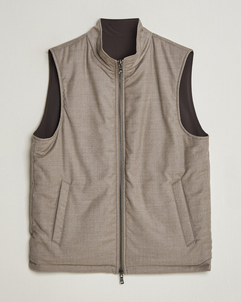 Oscar Jacobson Nylon/Wool Reversible Vest Taupe – Beige