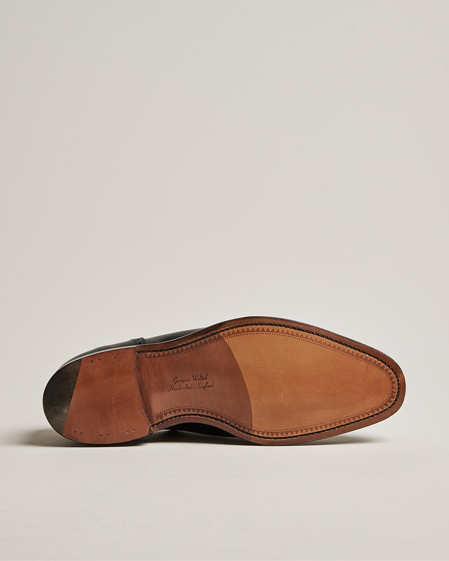 Heren | Brogues | Loake 1880 | Strand Brogue Black Calf