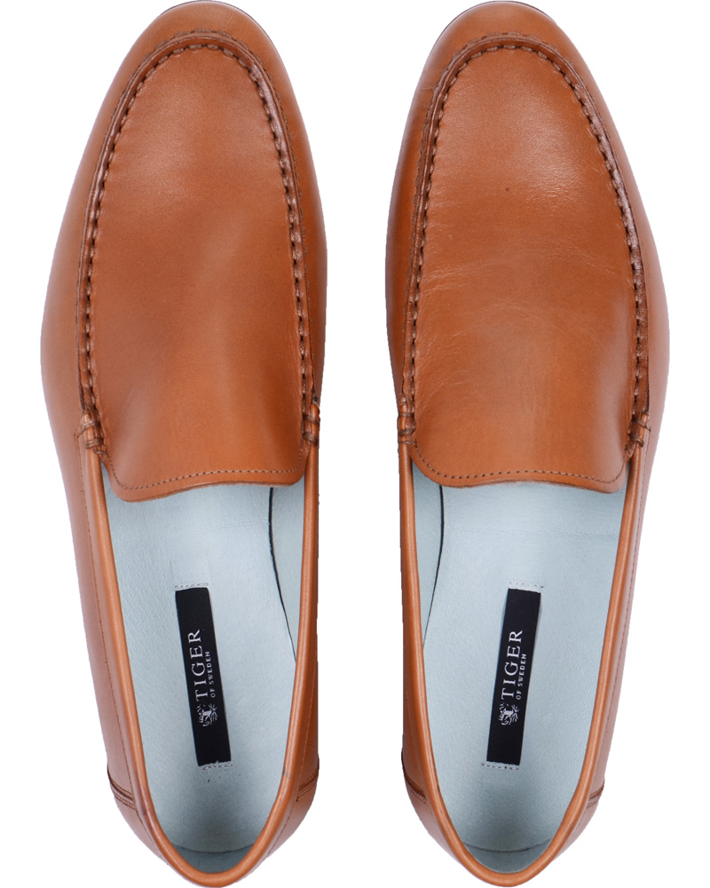 Homme | Tiger of Sweden Eton 02 Calf Leather Loafer Cognac | Tiger of Sweden | Eton 02 Calf Leather Loafer Cognac