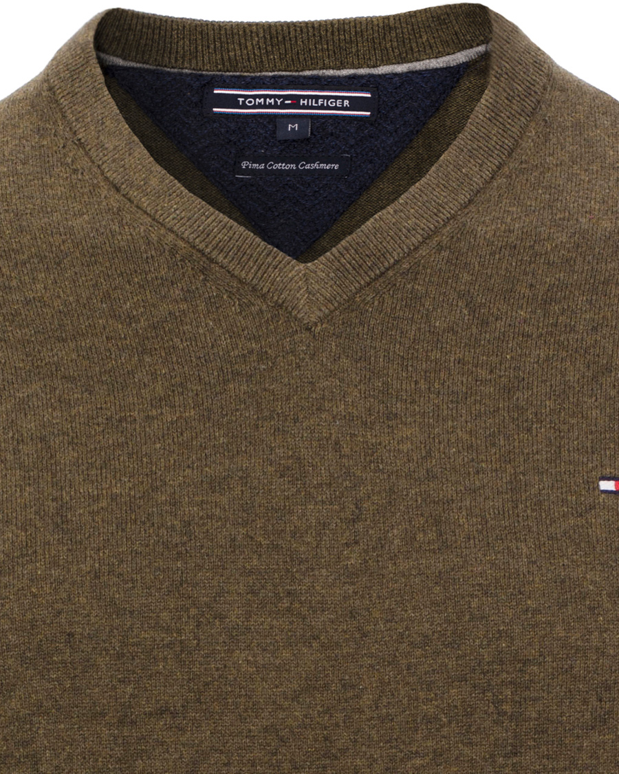 Heren | Truien | Tommy Hilfiger | Pima Cotton Cashmere V-neck Pullover Beech Green