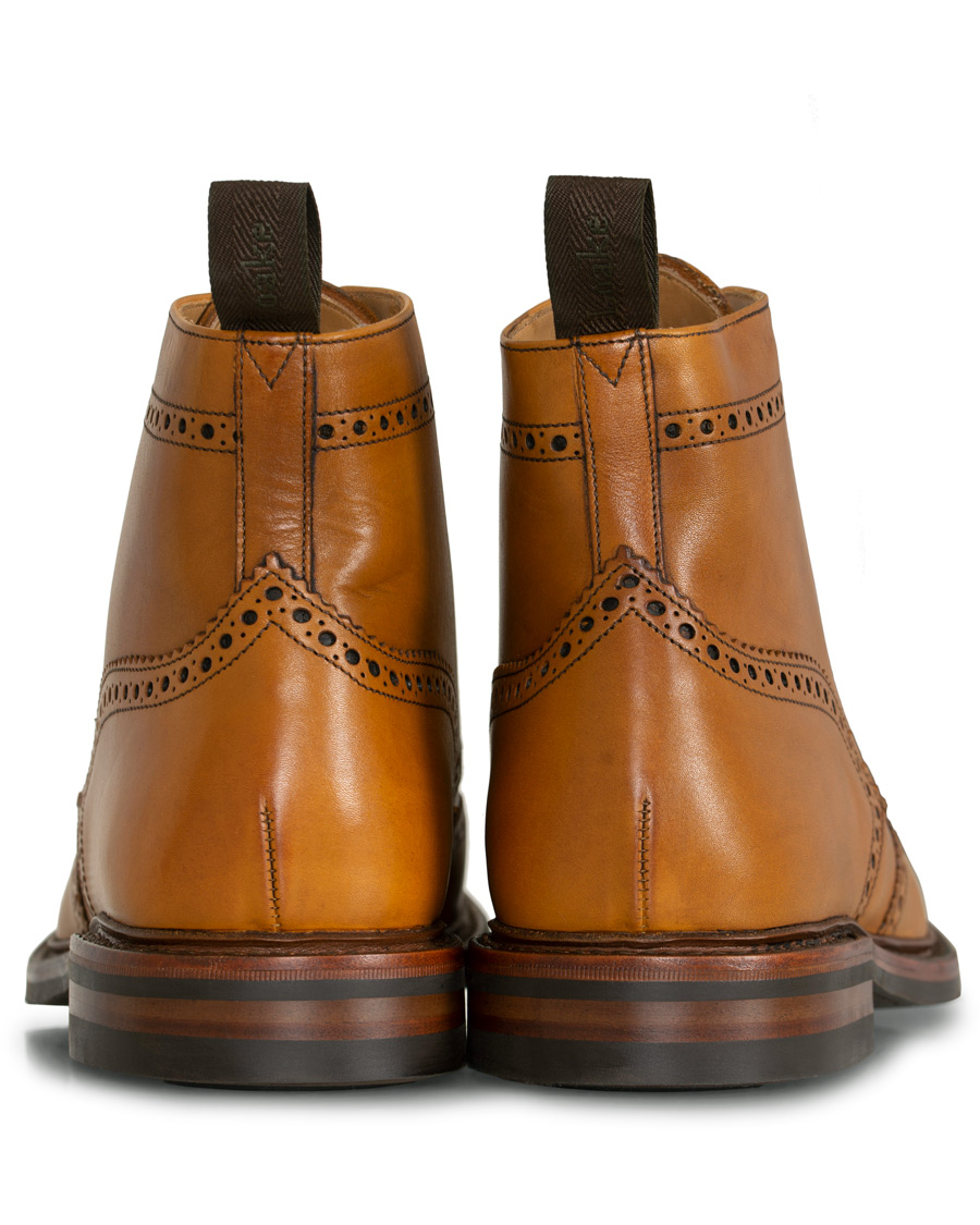 Homme | Loake 1880 Burford Dainite Brogue Boot Tan Burnished Calf | Loake 1880 | Burford Dainite Brogue Boot Tan Burnished Calf