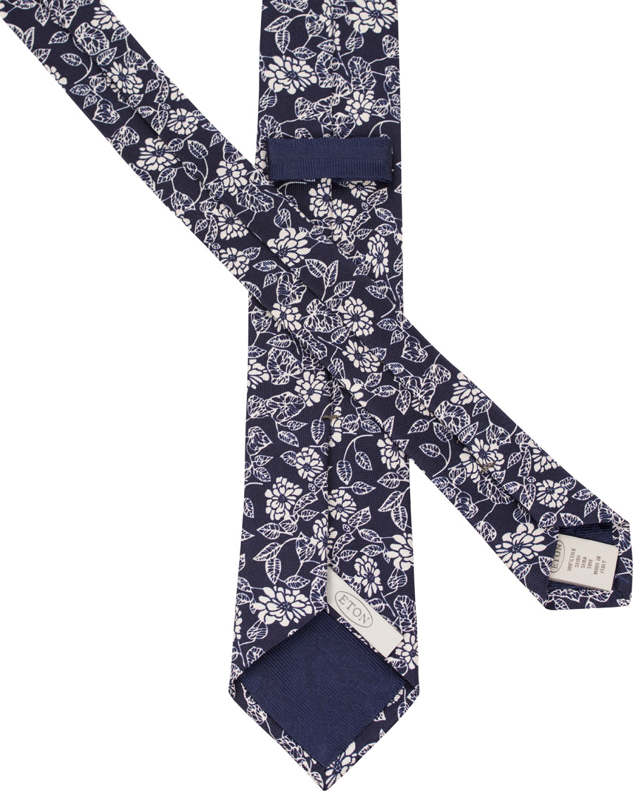 Homme | Eton Flower Tie 7 cm Navy | Eton | Flower Tie 7 cm Navy