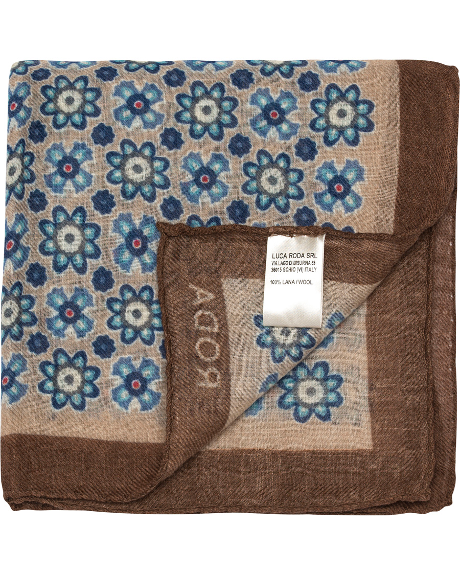 Homme | Roda Pocket Square Big Flower Light Beige | Roda | Pocket Square Big Flower Light Beige