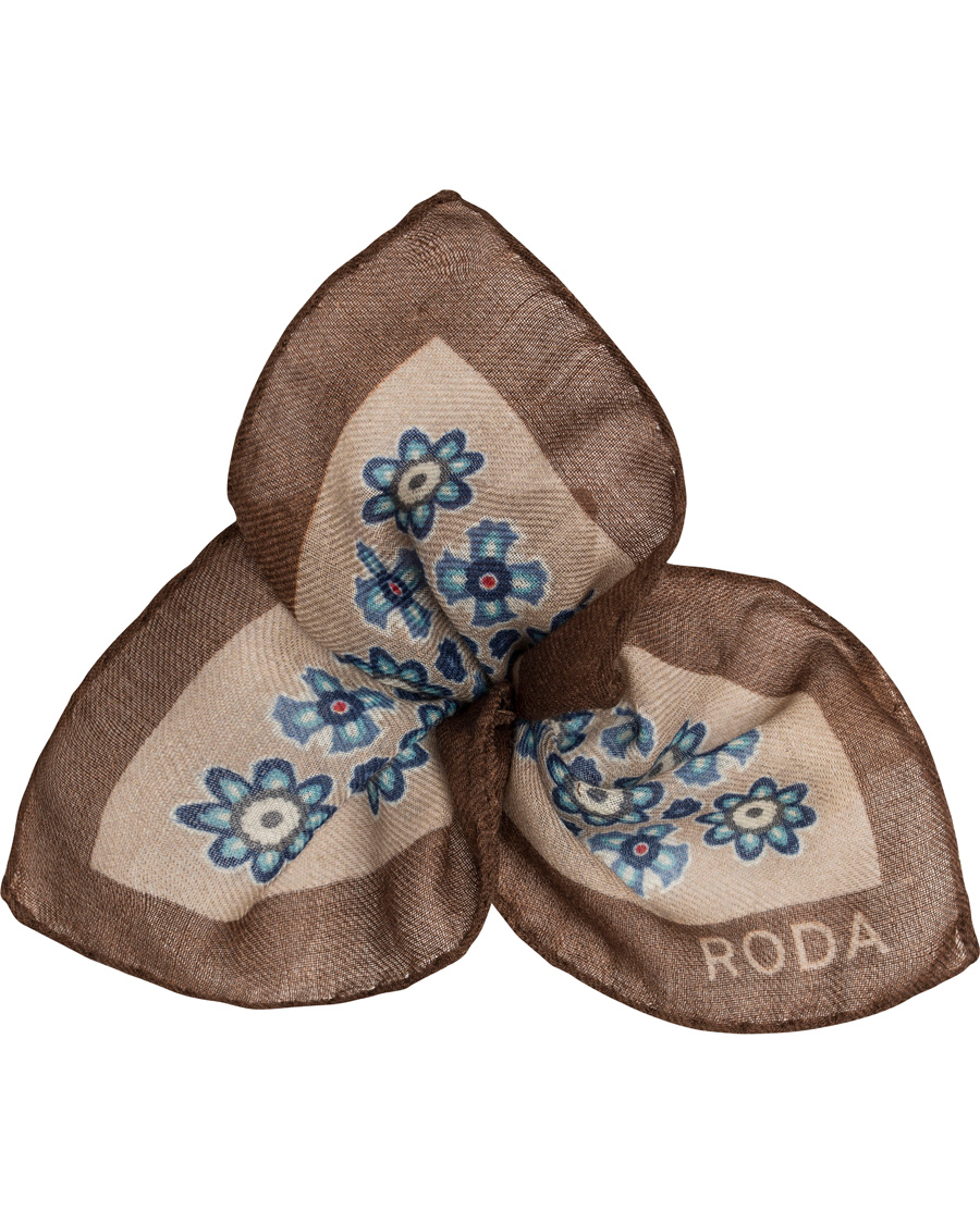 Homme | Roda Pocket Square Big Flower Light Beige | Roda | Pocket Square Big Flower Light Beige