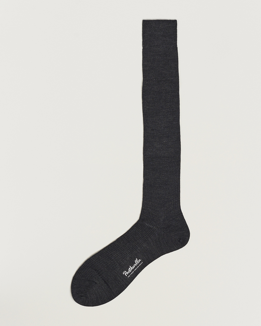 Heren | Ondergoed | Pantherella | Naish Long Merino/Nylon Sock Charcoal