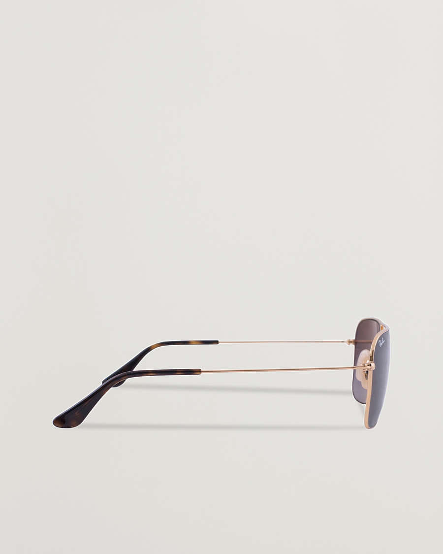Homme | Lunettes De Soleil | Ray-Ban | 0RB3136 Caravan Sunglasses Gold/Grey