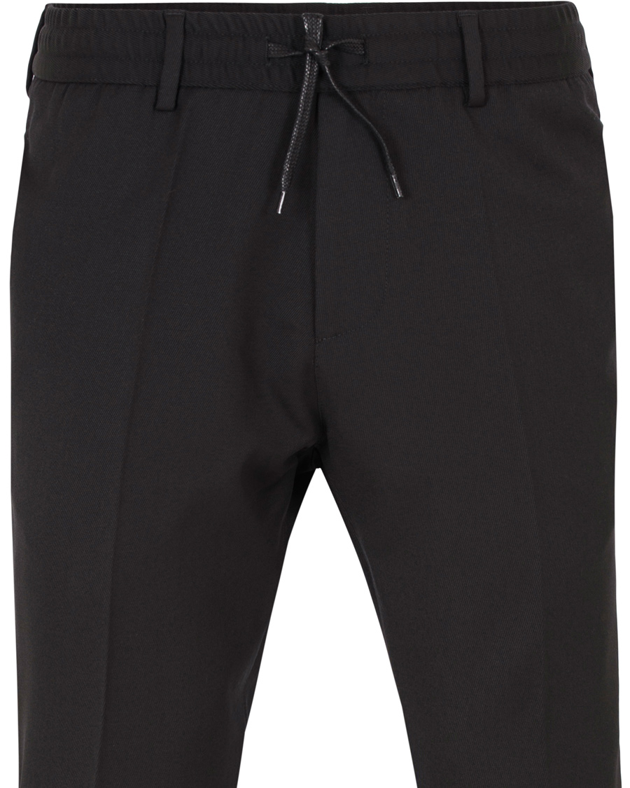 Homme | Pantalons | Filippa K | Noah Cropped Slacks Black