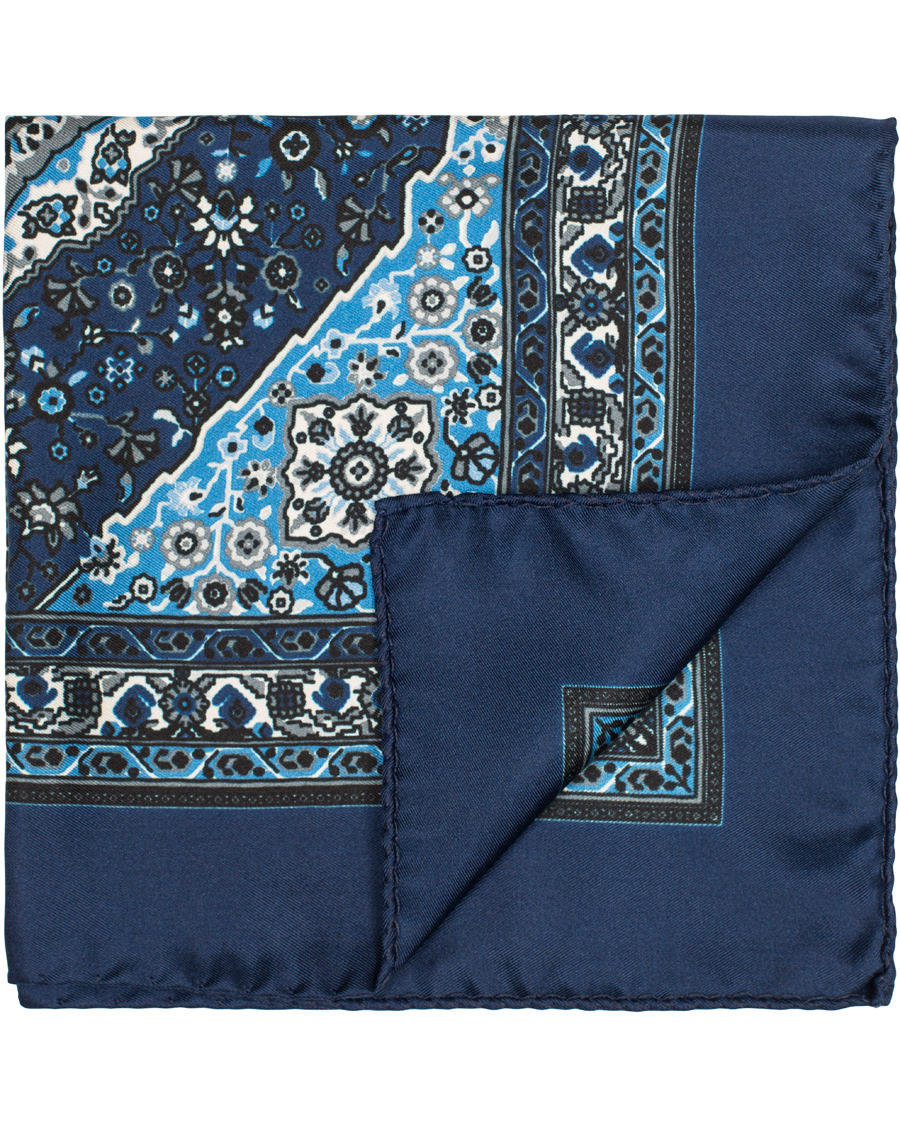 Homme | Oscar Jacobson Carpet Design Paisley Pocket Square Dark Blue | Oscar Jacobson | Carpet Design Paisley Pocket Square Dark Blue