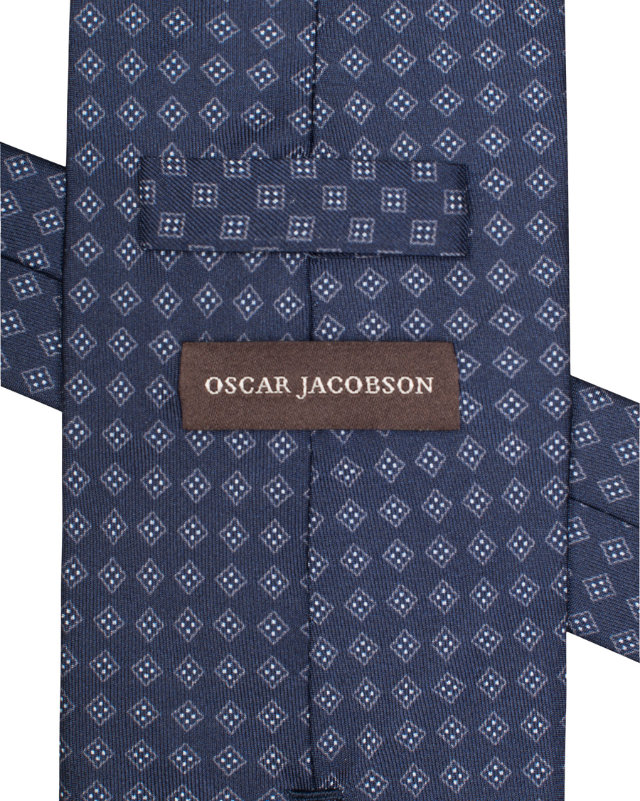 Homme | Oscar Jacobson Medallion Silk 8,5 cm Tie Blue | Oscar Jacobson | Medallion Silk 8,5 cm Tie Blue