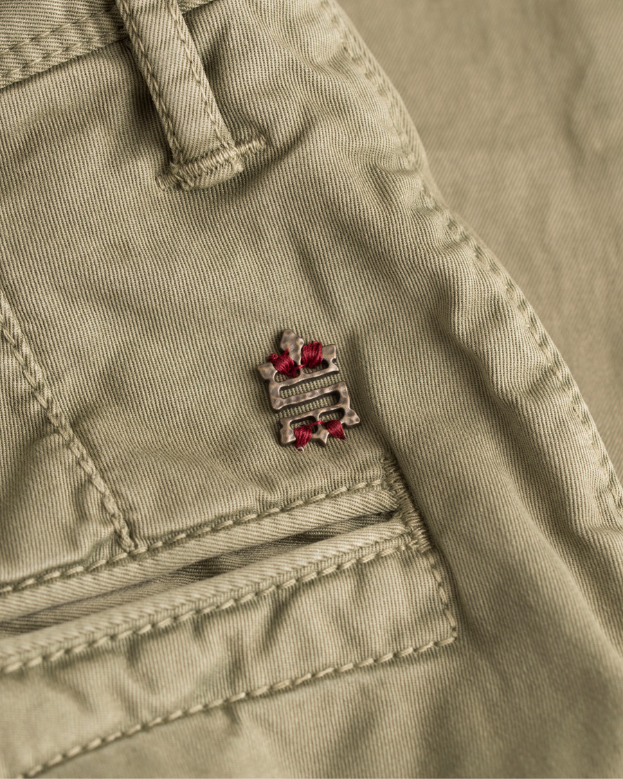 Homme | Pantalons | Incotex | Slim Fit Stretch Slacks Light Army