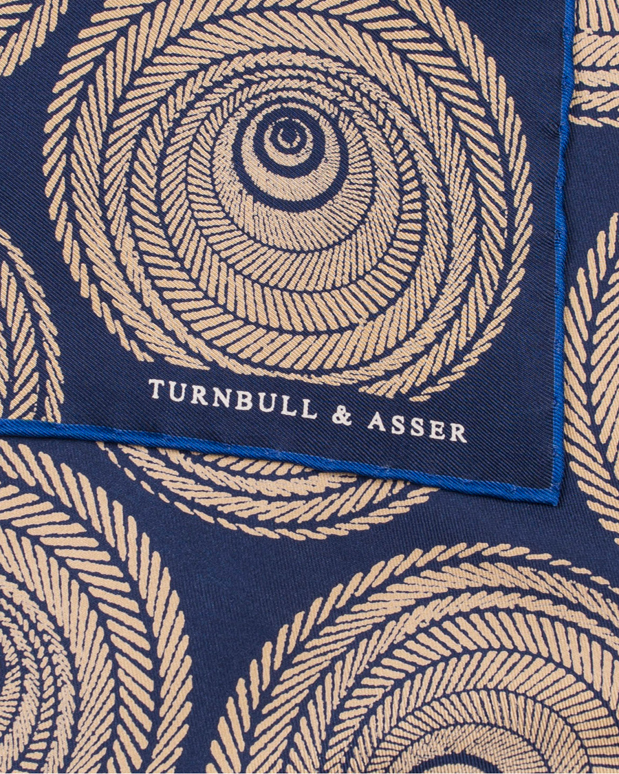 Homme | Turnbull & Asser Wheel Spiral Pocket Square Navy | Turnbull & Asser | Wheel Spiral Pocket Square Navy