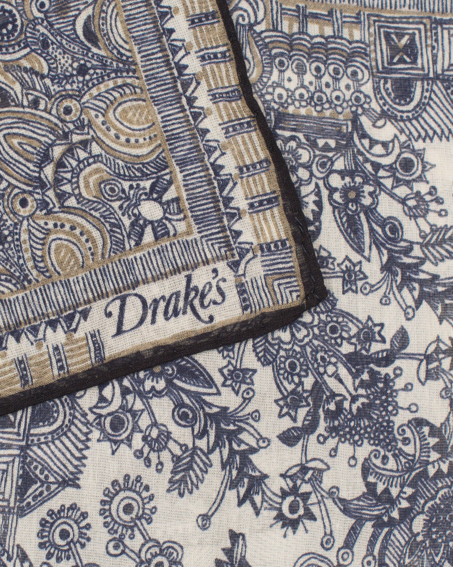 Homme | Drake's Cotton/Silk Oriental Gardens Printed Pocket Square Navy | Drake's | Cotton/Silk Oriental Gardens Printed Pocket Square Navy