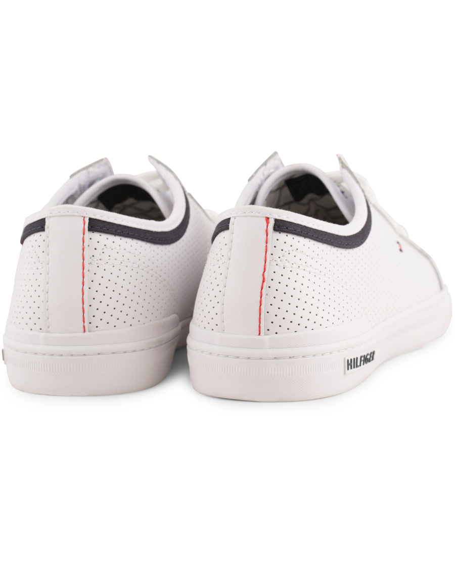 Homme | Tommy Hilfiger Harrington Leather Perforated Sneaker White | Tommy Hilfiger | Harrington Leather Perforated Sneaker White