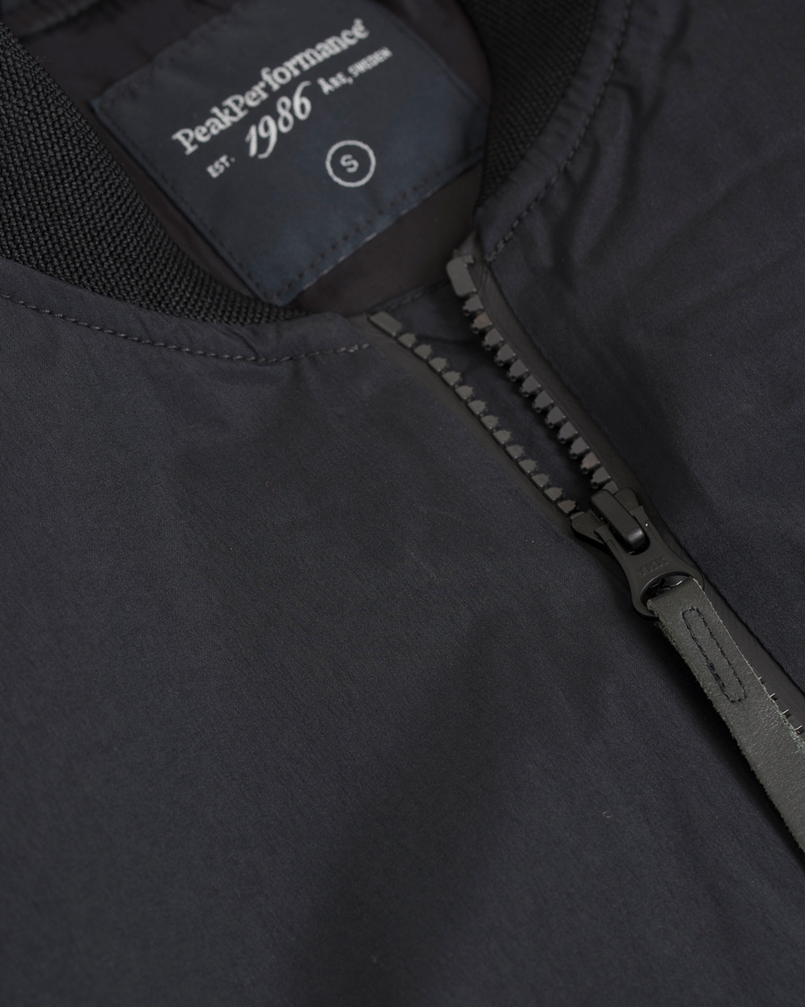 Homme | Manteaux Et Vestes | Peak Performance | Eager Bomber Jacket Black