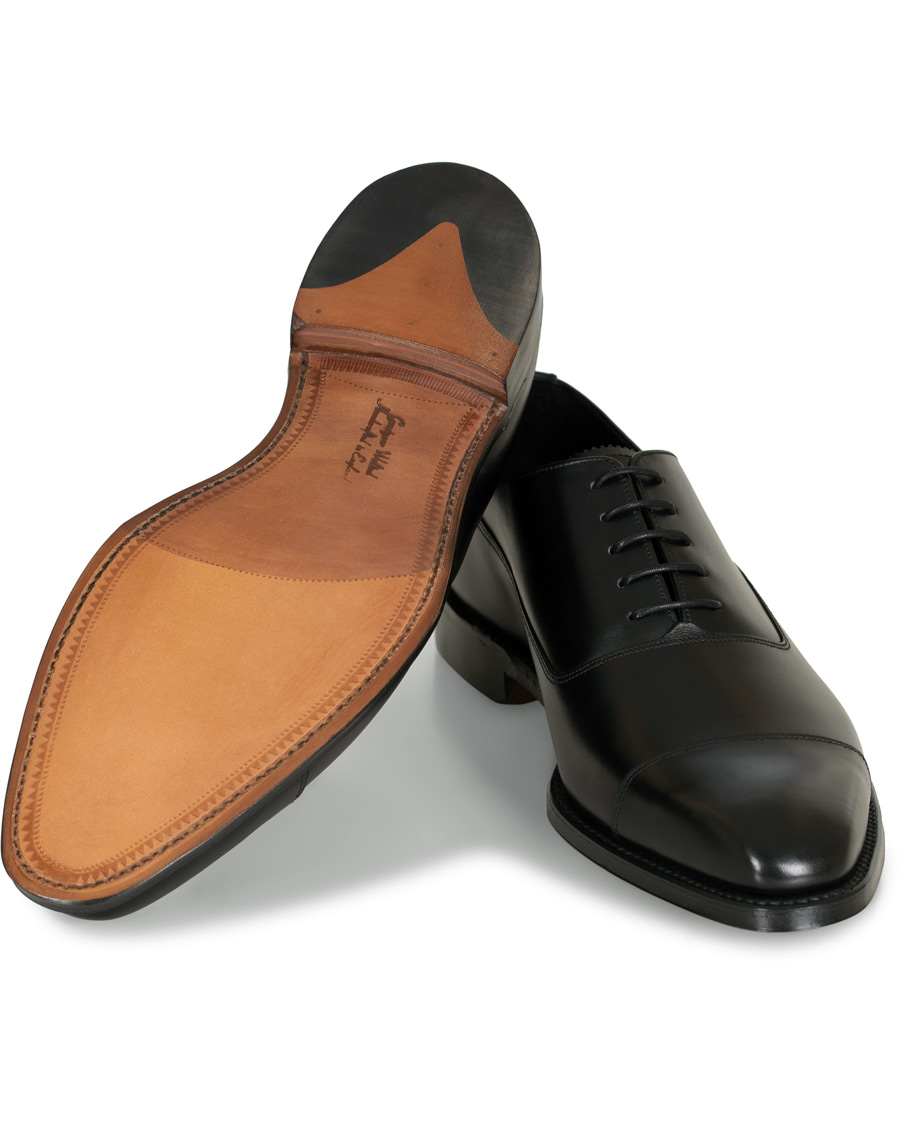 Homme | Loake 1880 Legacy Laxford Balmorla Toe Cap Oxford Black Calf | Loake 1880 Legacy | Laxford Balmorla Toe Cap Oxford Black Calf