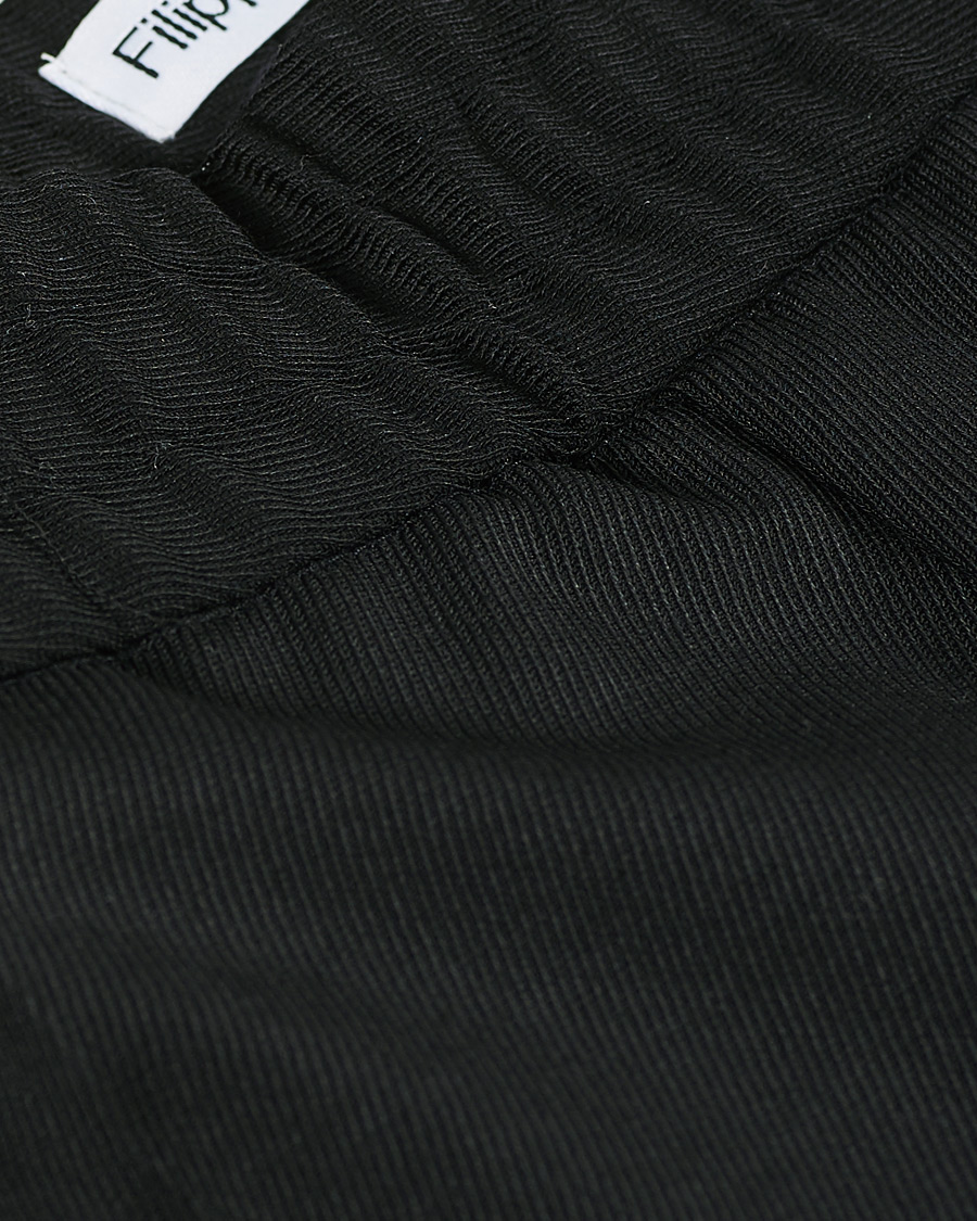 Heren | Broeken | Filippa K | Terry Gabardine Cropped Turn Up Trousers Black