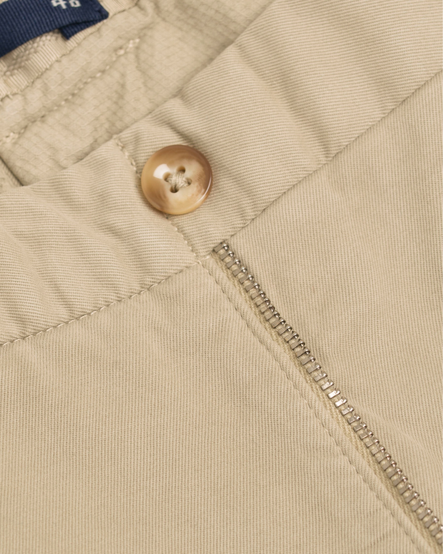 Heren | Broeken | Incotex | Slim Fit Comfort Garment Dyed Washed Chino Stone