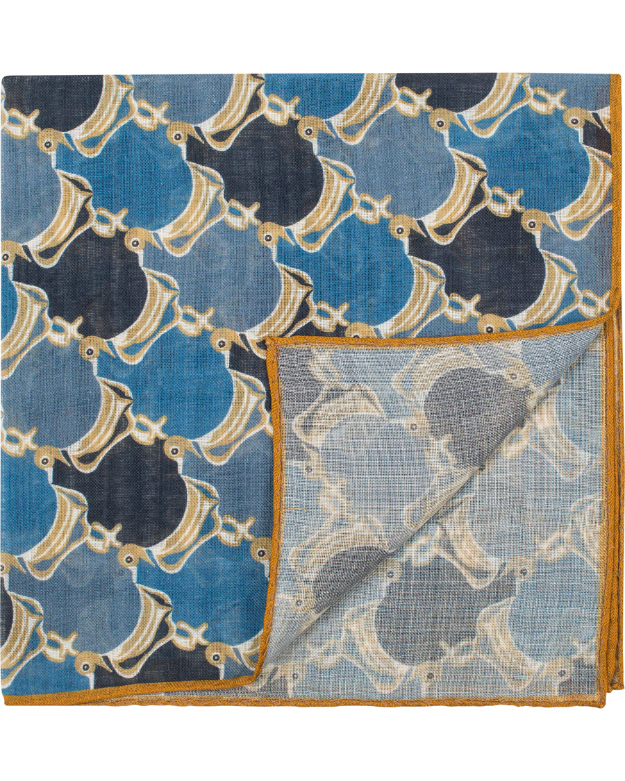 Homme | Drake's Wool/Silk Duck Print Pocket Square Light Blue | Drake's | Wool/Silk Duck Print Pocket Square Light Blue