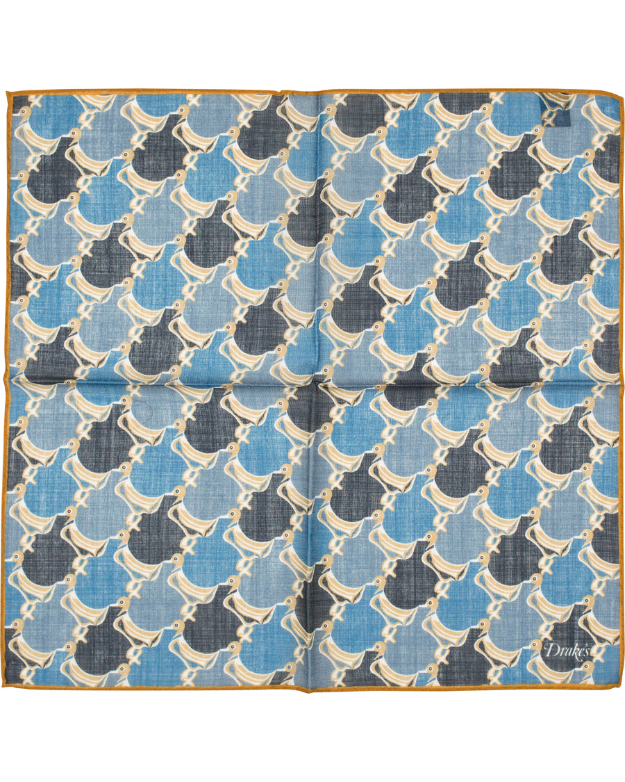 Homme | Drake's Wool/Silk Duck Print Pocket Square Light Blue | Drake's | Wool/Silk Duck Print Pocket Square Light Blue