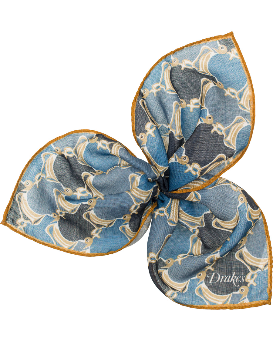 Homme | Drake's Wool/Silk Duck Print Pocket Square Light Blue | Drake's | Wool/Silk Duck Print Pocket Square Light Blue