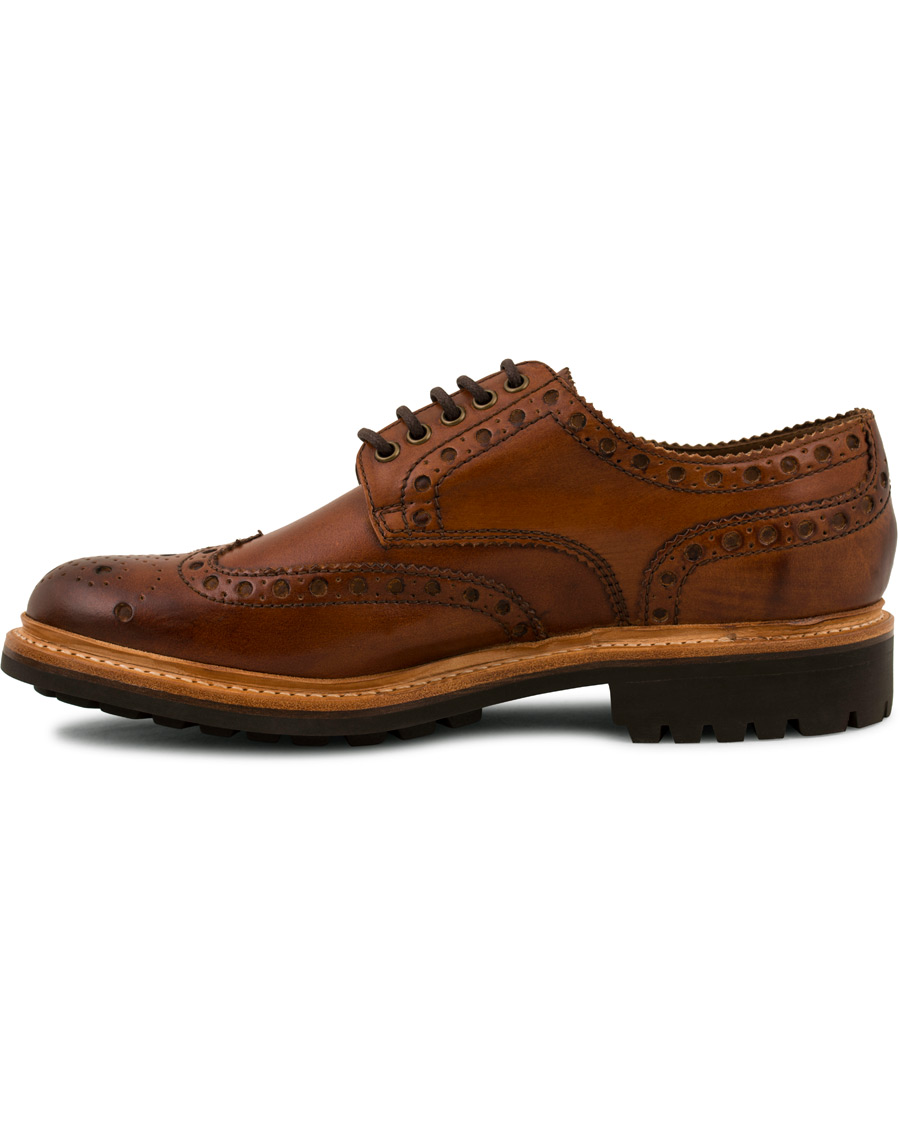 Heren | Grenson Archie Brogue Derby Commando Sole Tan Calf | Grenson | Archie Brogue Derby Commando Sole Tan Calf