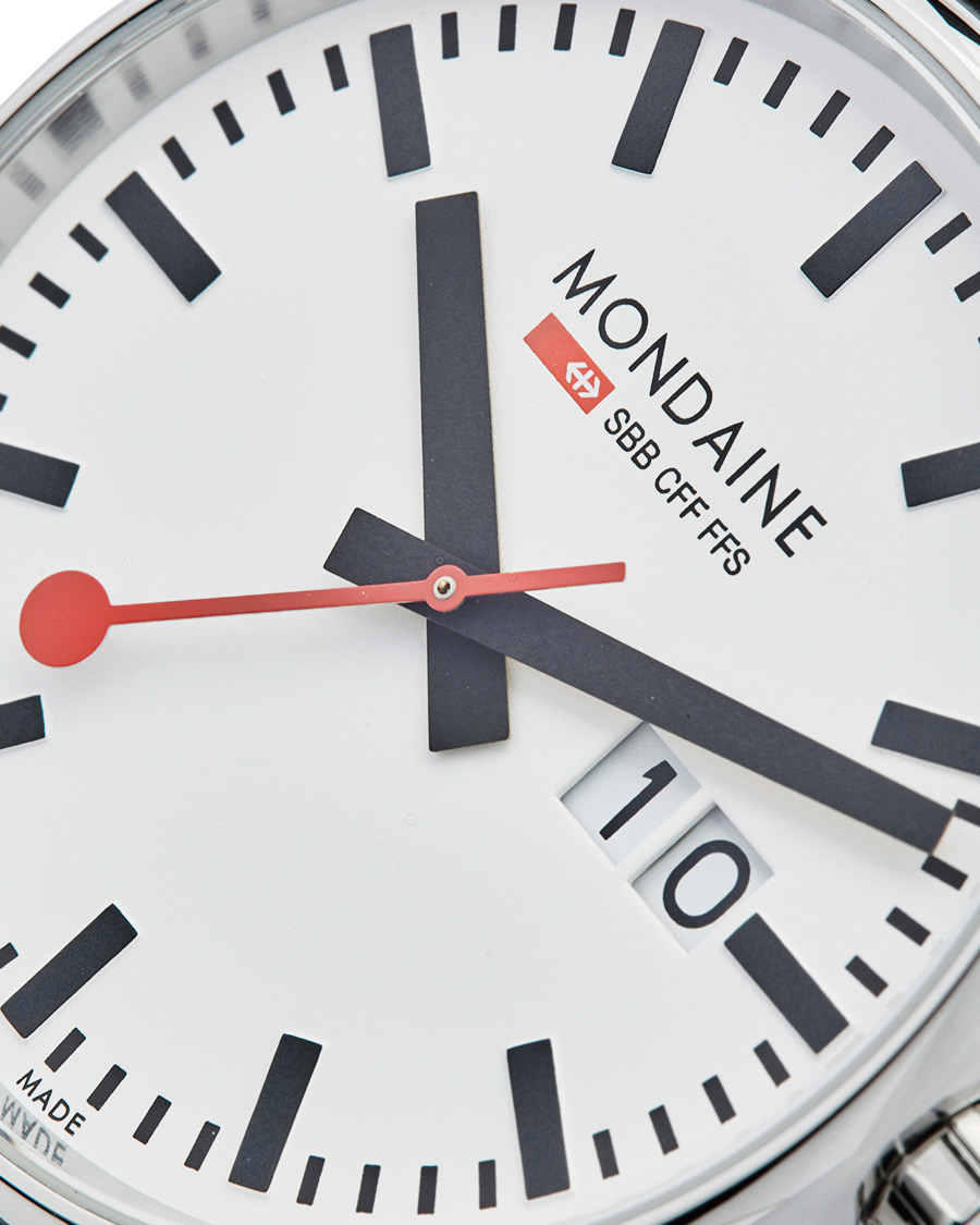 Homme | Mondaine Evo 2 Big Date Sapphire Black 40mm | Mondaine | Evo 2 Big Date Sapphire Black 40mm