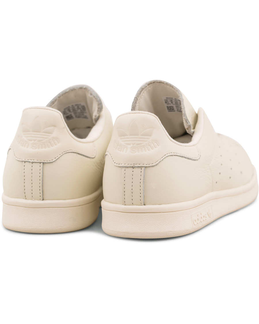 Homme | adidas Originals Stan Smith Embroidery Flower Sneaker White | adidas Originals | Stan Smith Embroidery Flower Sneaker White