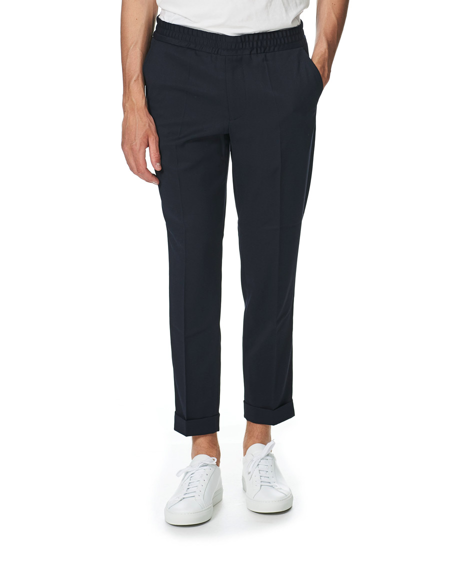 Homme | Pantalons | Filippa K | Terry Gabardine Cropped Turn Up Trousers Navy