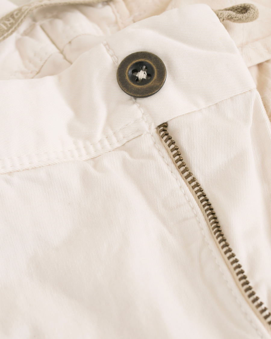 Homme | Pantalons | Incotex | Slim Fit Stretch Slacks Off White
