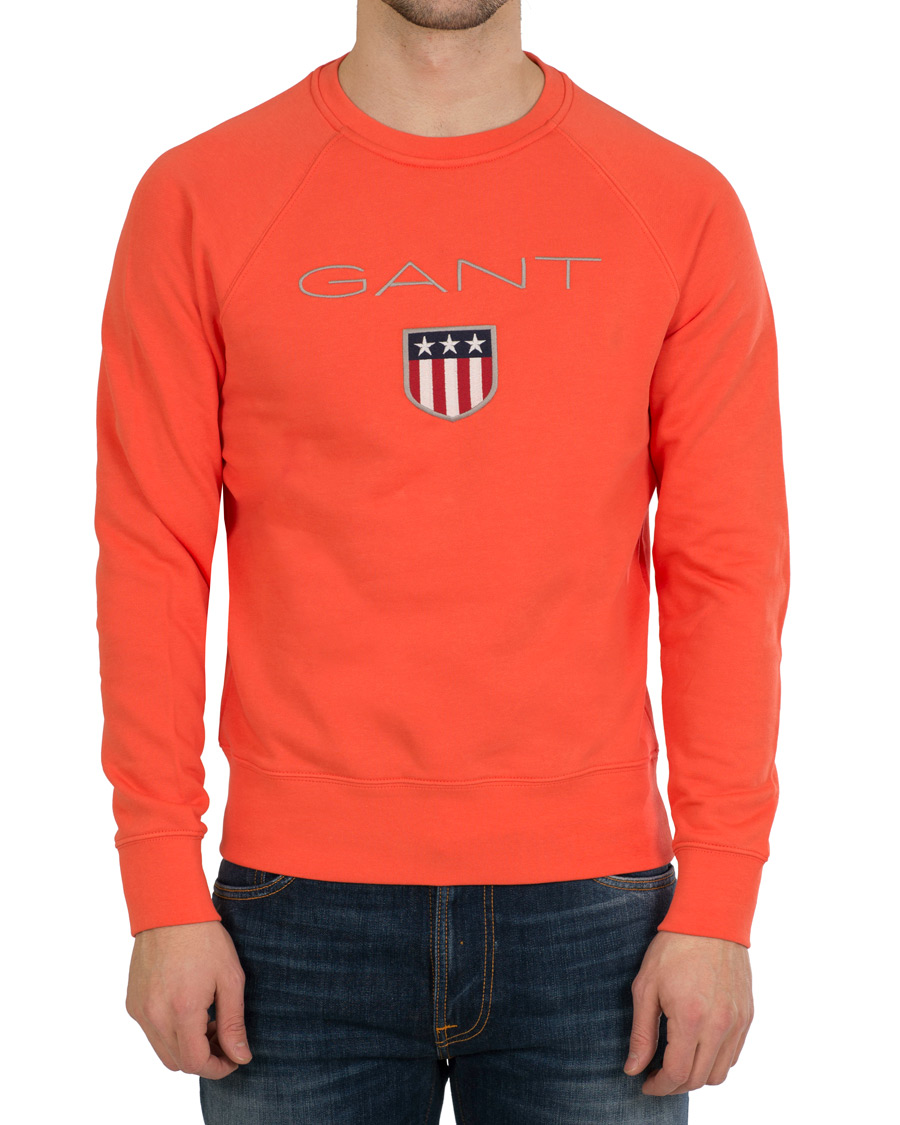 Heren | Truien | GANT | Shield Crew Neck Sweatshirt Strong Coral