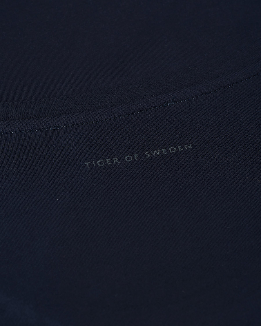 Homme | T-shirts | Tiger of Sweden | Legacy Crew Neck Tee Navy