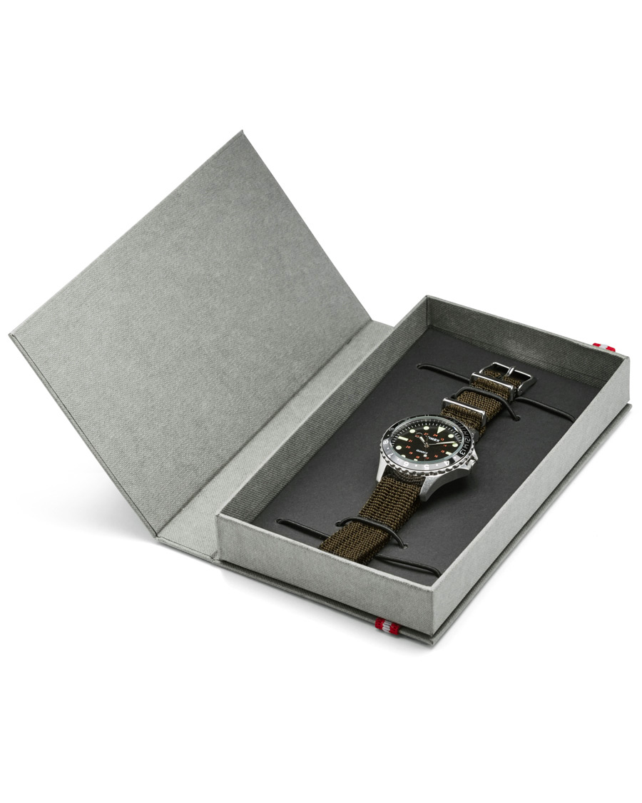 Homme | Timex Navi Harbor Steel/Black Dial | Timex | Navi Harbor Steel/Black Dial