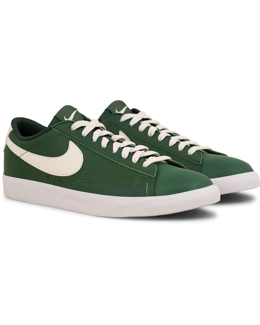 Homme | Nike Blazer Low Leather Sneaker Green | Nike | Blazer Low Leather Sneaker Green