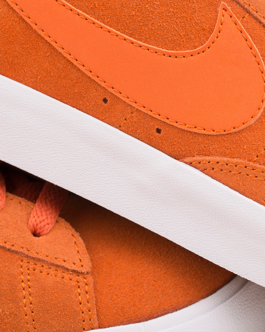Heren | Nike Blazer Low Suede Sneaker Campfire Orange | Nike | Blazer Low Suede Sneaker Campfire Orange