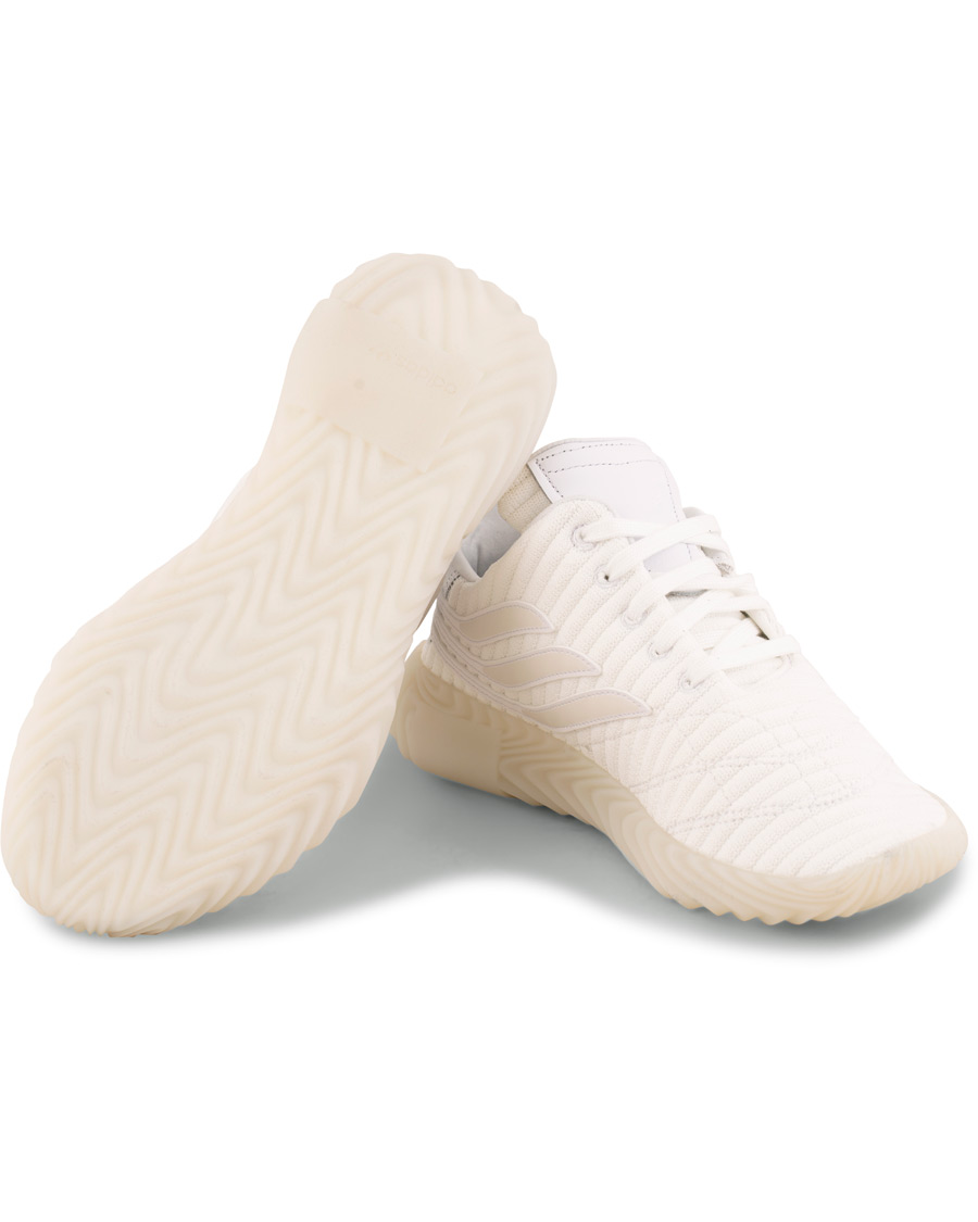 Homme | adidas Originals Sobakov Running Sneaker White | adidas Originals | Sobakov Running Sneaker White