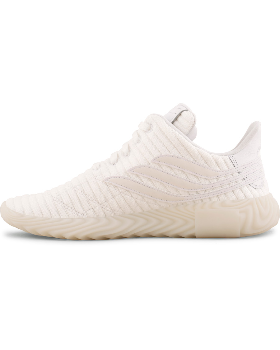 Homme | adidas Originals Sobakov Running Sneaker White | adidas Originals | Sobakov Running Sneaker White