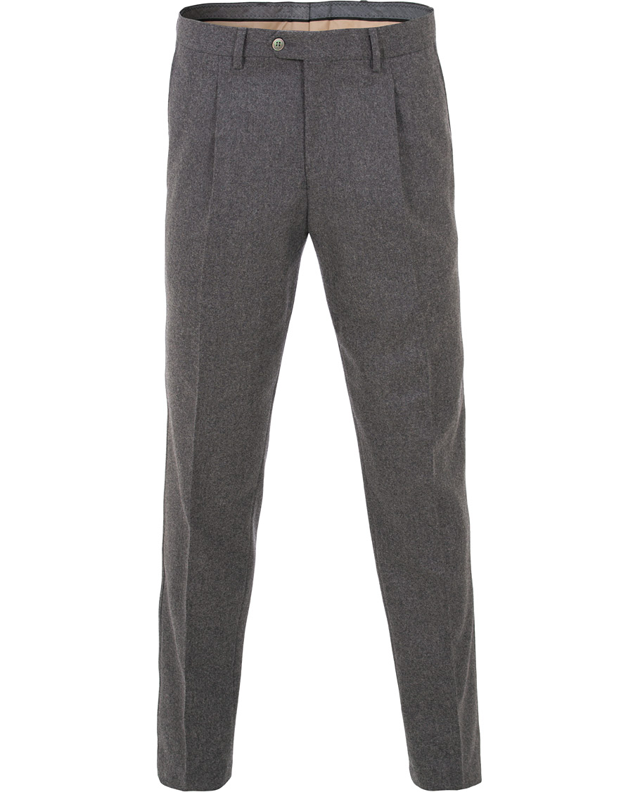 Homme | Pantalons | Oscar Jacobson | Delon Pleated Flannel Trousers Dark Grey