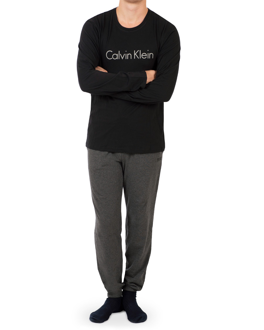 Homme | T-shirts | Calvin Klein | Logo Long Sleeve Tee Black