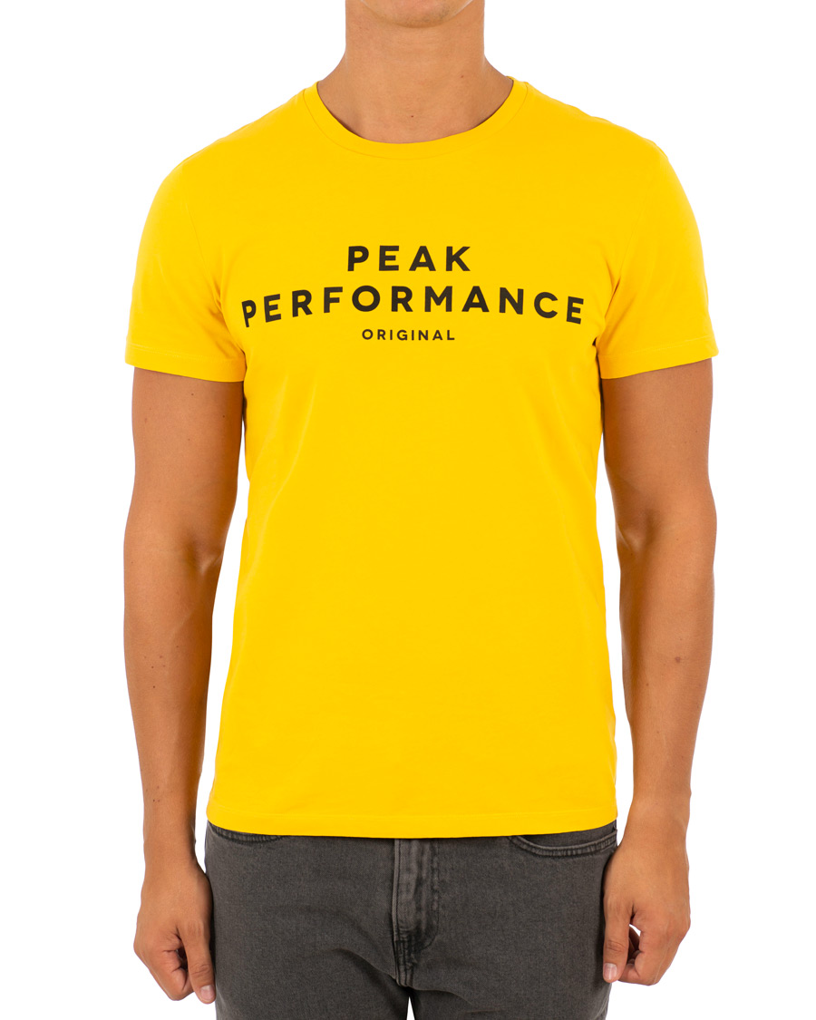 Homme | T-shirts | Peak Performance | Logo Crew Neck Tee Dessert Yellow