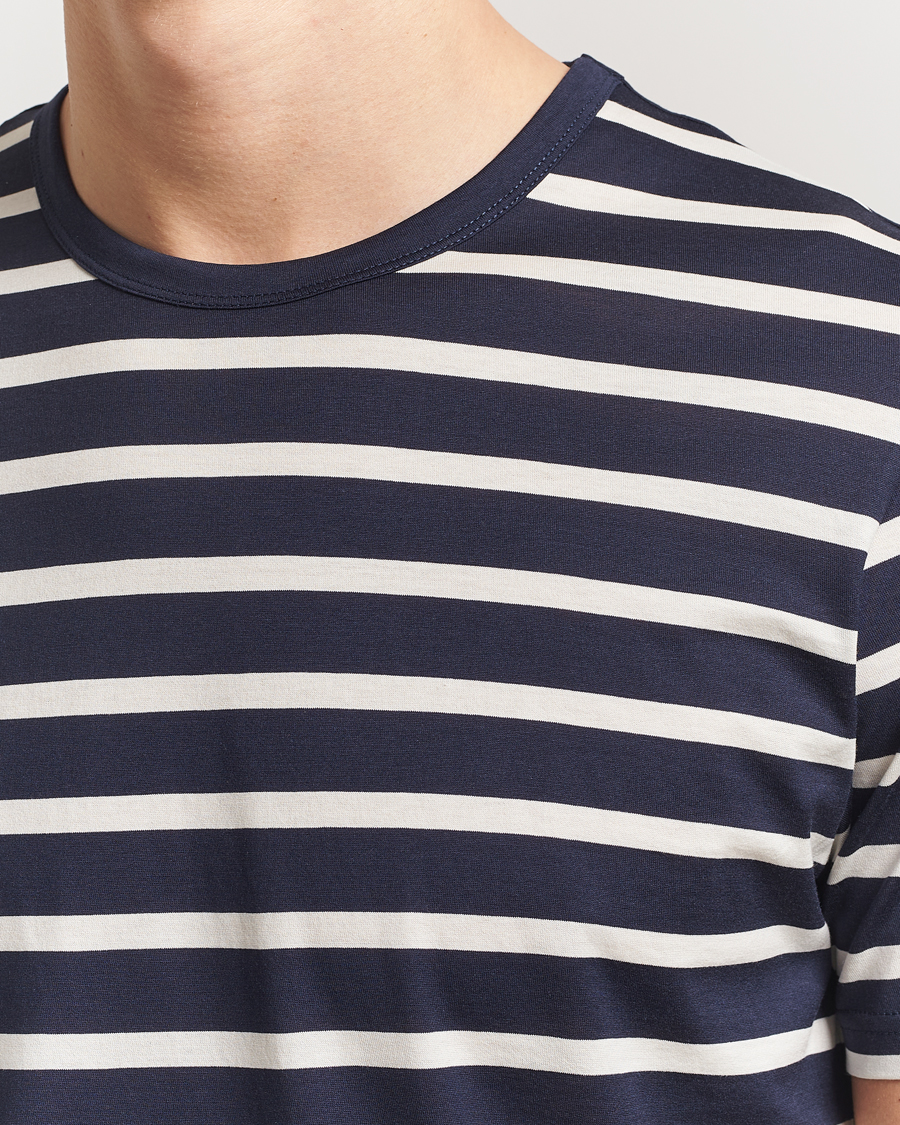 Homme | T-shirts | Sunspel | Striped Crew Neck Q82 Cotton T-Shirt Navy/Ecru